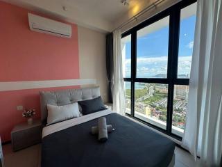 Perfect KTV Set & Netflix 3 Queen Bed Seaview - Jelutong - 4