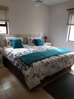 2 Bed cottage with sea views and lovely gardens - Ballito - 3