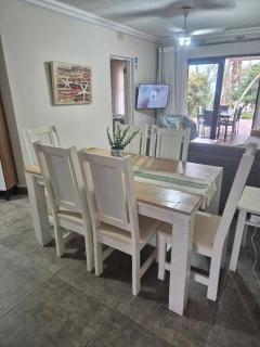 D14 Banana Beach Club - Port Shepstone - 1