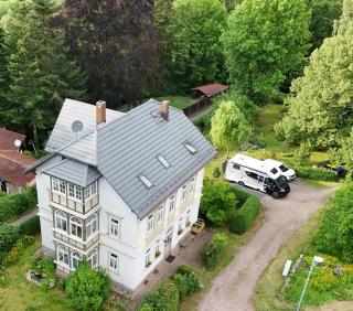 Ferienwohnung im Kunst- und Logierhaus Villa Ihler - 0