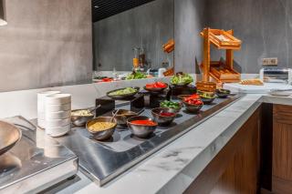 Piazza Epigraph - Batumi - 6