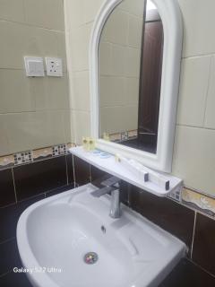 غرفة وصاله العزام للأجانب فقط - 1