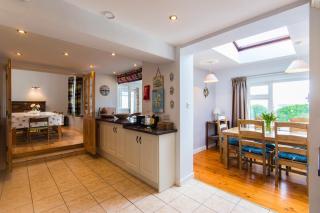 Family beach house located within a short stroll of Waterville - 3