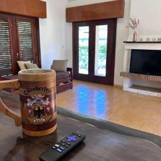 Amplia casa a solo unos metros del centro - RentVGB - Villa General Belgrano - 9
