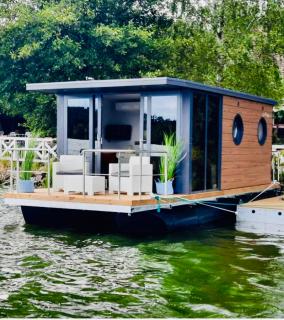 Rybakówka Houseboats Domki na wodzie - Sokole-Kuźnica - 0