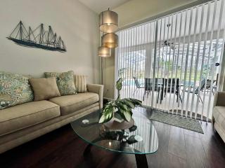Beautiful 5 Bed Family Pool Home with Game Room-618NHD - Davenport - 4