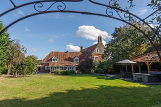 Catton Old Hall Norwich - 7