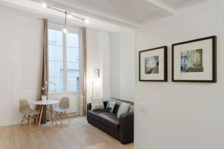 Appartement avec beaux volumes cœur du MARAIS - 1