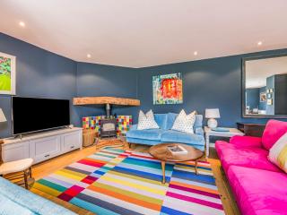 Charming Family Cottage with Pool Pass The Keys - Bosham - 4