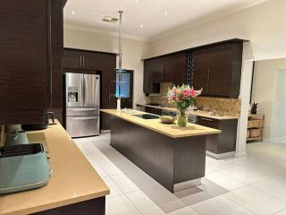 Luxury Escape - Pecanwood - Hartbeespoort - 8