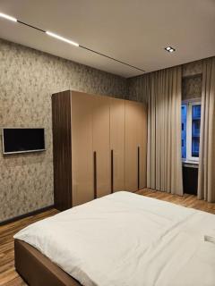 Stylish White City residence - 3