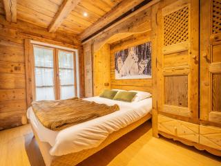 Spacieux appart 5 ch au cœur du village, charme savoyard, WiFi, cheminée décorative - FR-1-437-51 - La Clusaz - 3