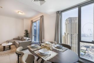 Spacious Modern Apartment in Marina - Dubai - 2