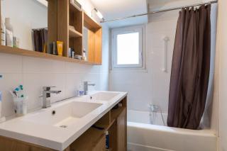 Flamboyant Lutèce - Élégance Parisienne au Cœur de la Ville - 1