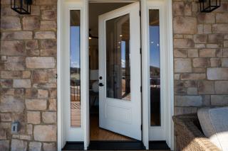 The Downtown Sanctuary - Downtown Blue Ridge GA - Explore downtown Blue Ridge in comfort and style in this luxury home minutes t - Blue Ridge - 4