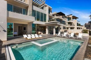 The Beach Front home - 5