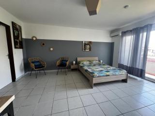 Studio confortable au cœur de Cayenne - Balcon avec vue - 8