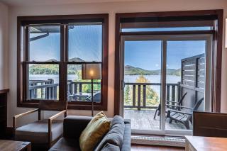 Lakefront Mountain View - Resort Loft - Lac-Superieur - 1