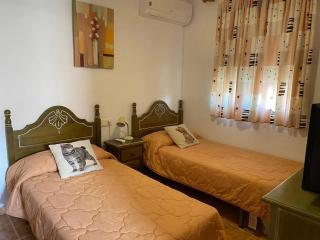 Comfortable apartment in Orihuela, 56 sq. m with shared pool. - Orihuela - 2