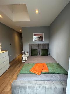 2 Bedroom Flat in Euston 2 Mins away from station, NO LIFT - London - 0