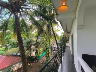 White Feather, Morjim Beach-Ashwem Beach 5 min - 2
