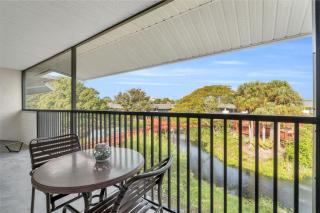 Gorgeous Inside - Stunning Resort Views - 7