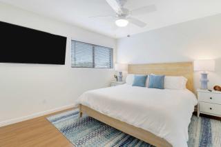 Sailfish Suites 8 - Waterfront Lodging - 7