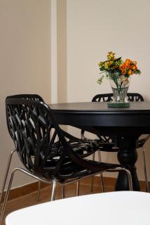 Vintage and Spacious 3BA next to Athens ancient city center - 4