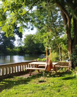Maison de famille de charme en pleine nature en bord de rivière à 20 min d'Angers - 2