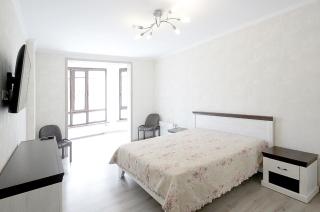 "Deluxe Apartments" L 26-4 - 11220 - Lviv - 0