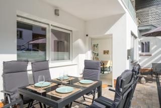 Flamingo - Zentral, Parken, Terrasse, PS4 - Frankenberg - 6