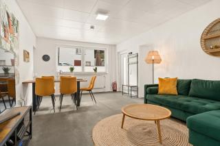 Flamingo - Zentral, Parken, Terrasse, PS4 - 4