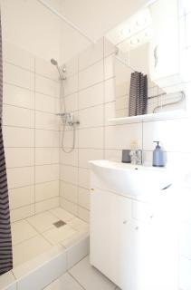 "Deluxe Apartments" K 45 - 1128 - 1