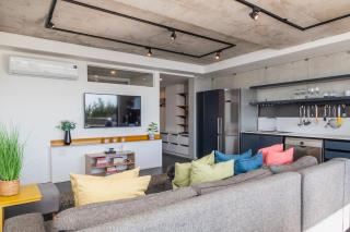 40 on L Modern Oasis with Stunning Views - 7