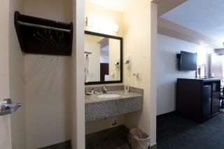 Knights Inn South Amboy - 1