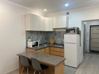 Уютная 2 комнатная квартира в центре Алматы - Almaty - 1