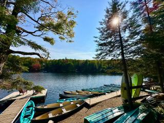 Blue Bear Spa sauna private pool lake access - 7