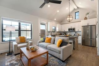 Eagle's Hangout - Hot Tub Close to 290 Wine Trail - Fredericksburg - 9
