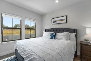 Eagle's Resting - Hot Tub Close to 290 Wine Trail - 5