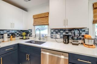 2 Mi to Potomac Mills Modern Home in Woodbridge - Woodbridge - 1