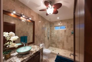 Stylish Poolside Condo with Sea Views Apple TV - Puerto Vallarta - 3