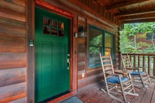 Elegant & Cozy Cabin Near Pigeon Forge - 5