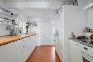 Hyggeligt sommerhus med privat have - Brundbymark - 2