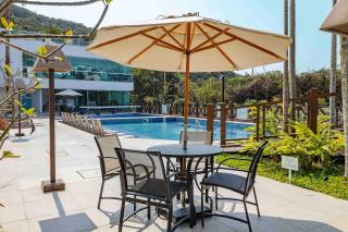 Varandas do Atlântico - Apartamento em Condomínio Pé na Areia - 7