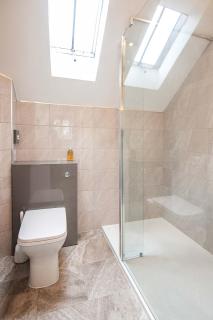 Coot Cottage - holiday house with fantastic lake views - 1