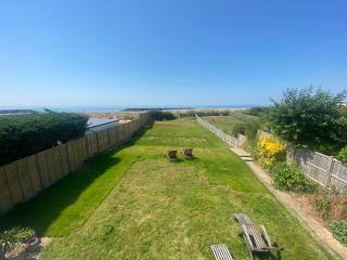 Braganza The Butler Collection - Middleton-on-Sea - 5