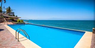 Oceanfront-Ocean View in Bucerias Casita Oasis Condo - Large Studio - 1