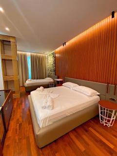 Crown Boutique Hotel - Durazzo - 8