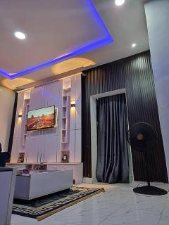 JKA 1-BEDROOM-Apart 24HRS POWER Unlimited WIFI , GARDEN PATIO AREA ,FREE DAILY HOUSEKEEPING - 8