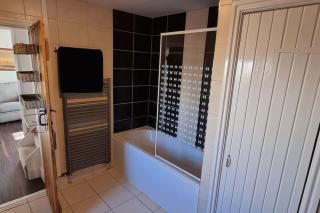 Cosy cottage with hot tub and garden - Llandudno - 1